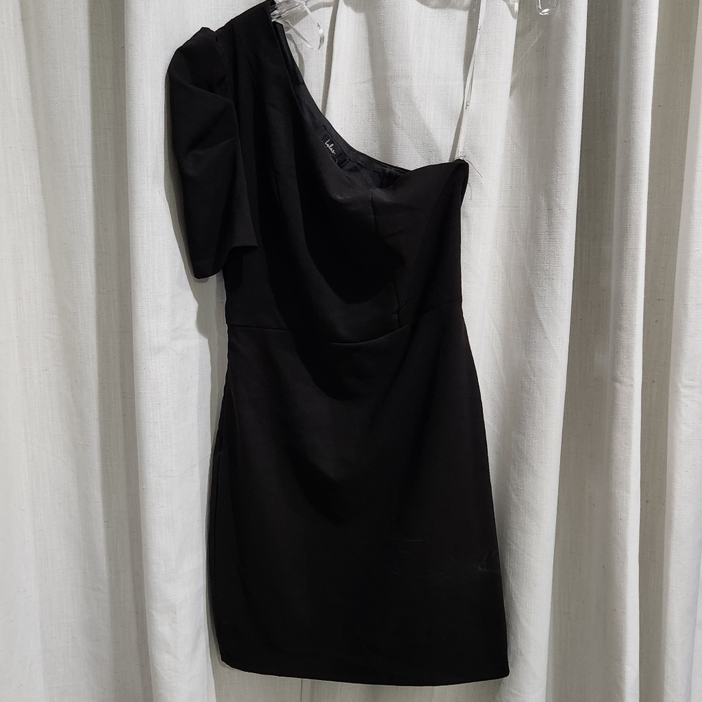 NWT LULUS Stay Gorgeous Black One-Shoulder Puff Sleeve Mini Dress M - Picture 3 of 6